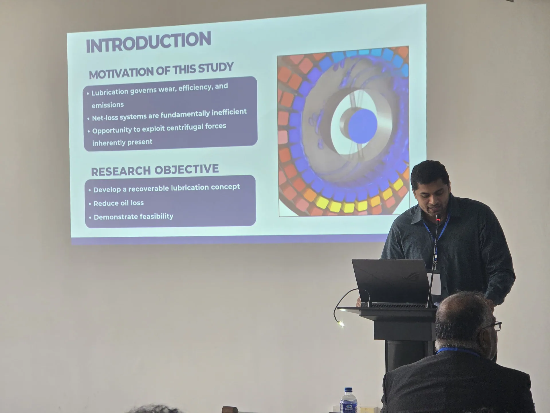 Dihan Amaratunga presenting the Wankel lubrication research at the Mechanical Engineering Research Symposium 2025